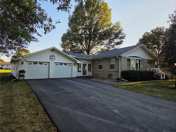 26427 W 321st Ter, Paola, KS 66071