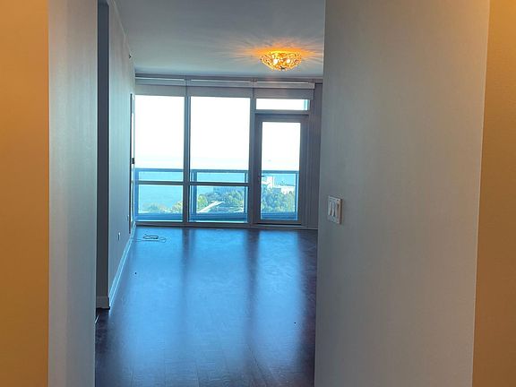 3rd image of 1211 S Prairie Ave APT 1603
