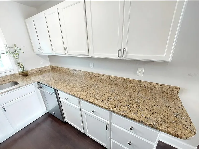 3739 Pompano Dr SE — Photo 6