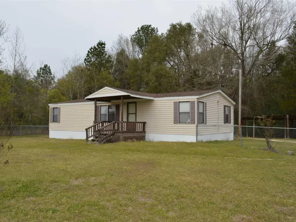 1620 McRae Rd, Camden, SC 29020