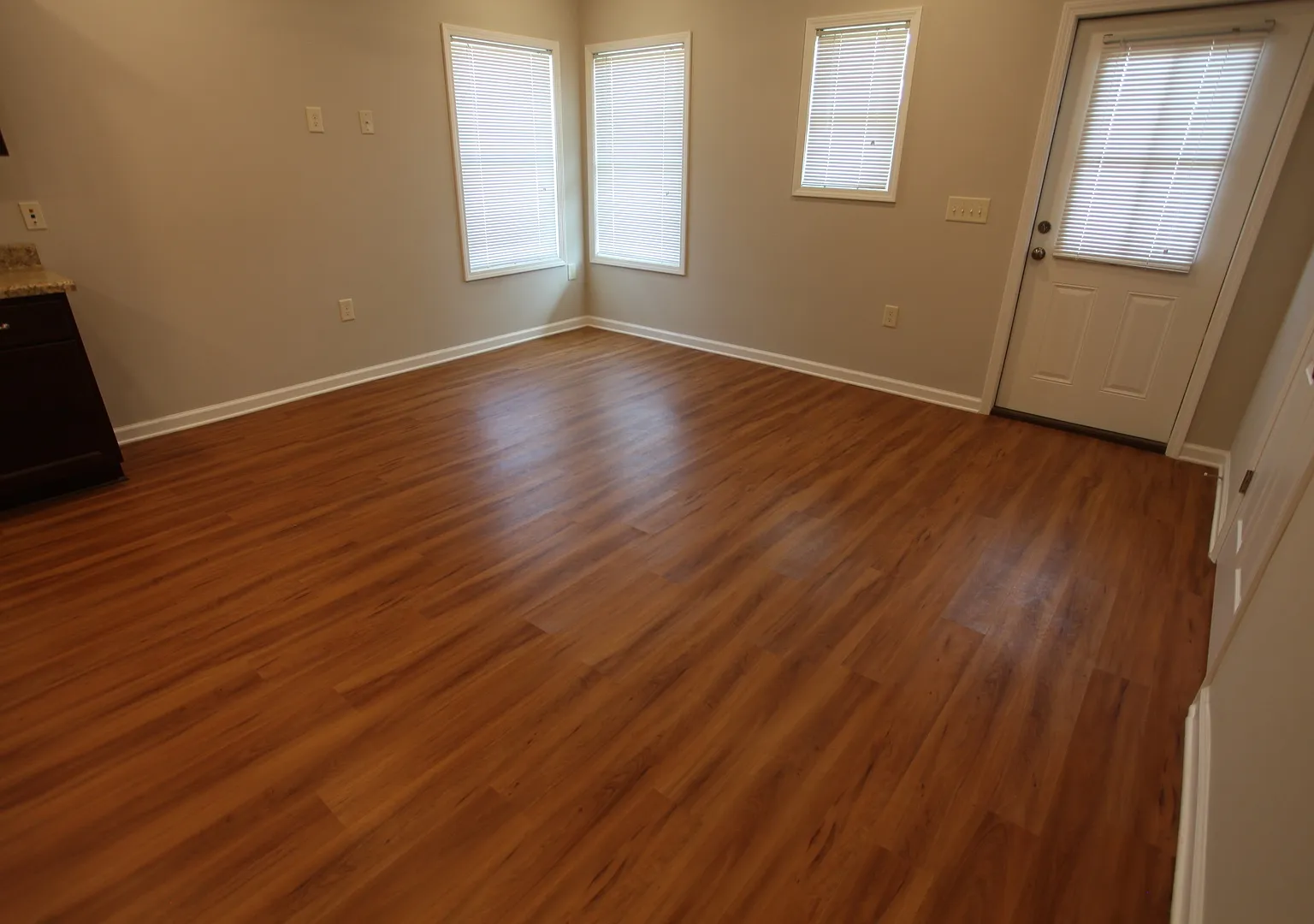 Lux Me North College Apartments! — Photo 3