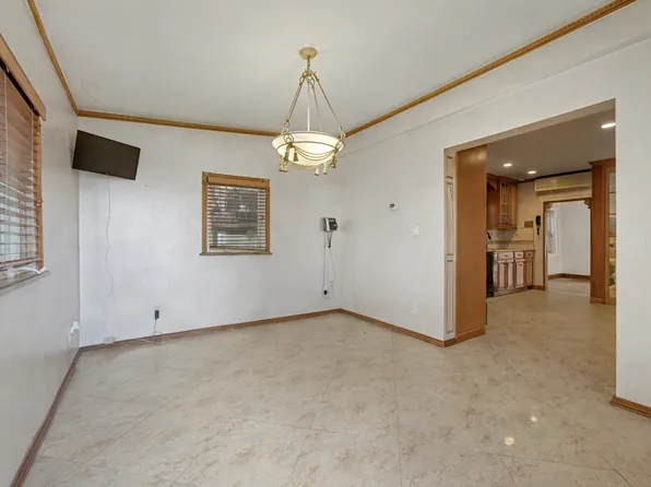 3731 Maple Avenue image 16 of 34