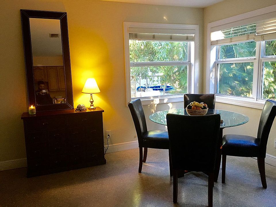 2nd image of 9420 SW 51st Pl