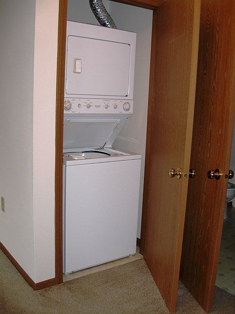 MC Lower unit washer dryer_09132013