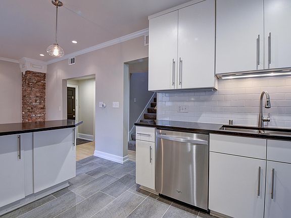5th image of 2715 E Park Pl #Wes