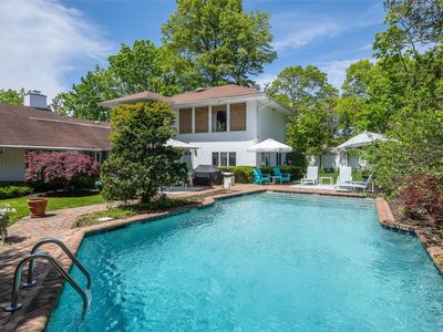 94 Schoolhouse Lane, Roslyn Heights, NY, 11577