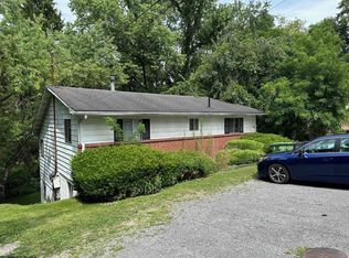 256 Randolph Rd, Morgantown, WV 26505
