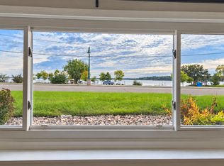 114 Lake Ave S APT 12, Spicer, MN 56288