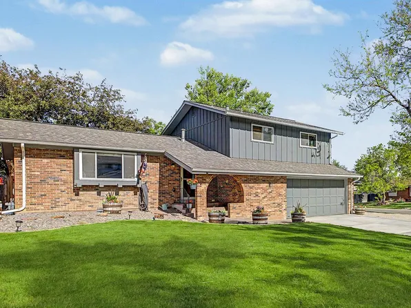 1686 S Holland Ct, Lakewood, CO 80232