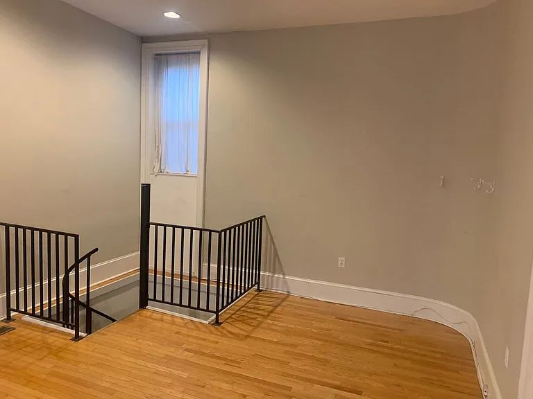 2308 Lombard Street — Photo 3