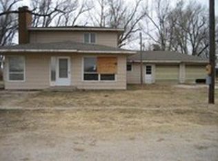 12710 E 30th Ave, Buhler, KS 67522