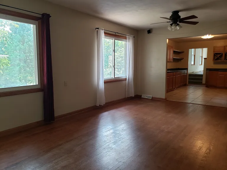 2267 S Syene Rd — Photo 3