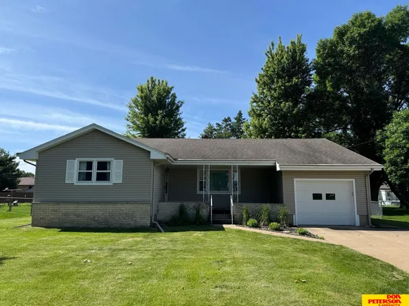 1633 W 12th St, Fremont, NE 68025