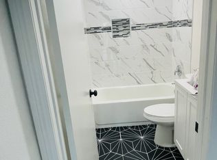 2201 Prescott Cir, Corona, CA 92881