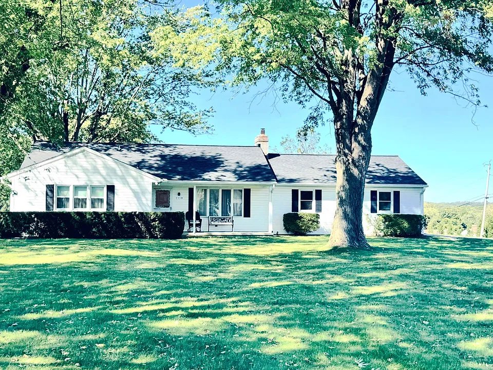 1110 Corky Dr