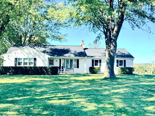 1110 Corky Dr, Finksburg, MD 21048
