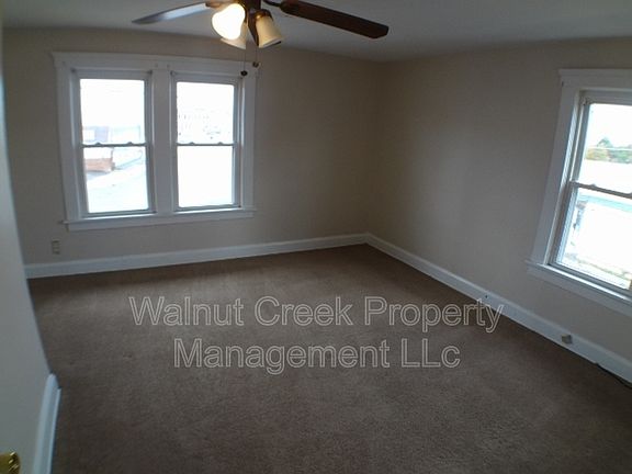 5th image of 136 Cleveland St #134