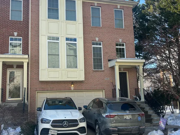 6092 Madison Park Dr, Falls Church, VA 22041