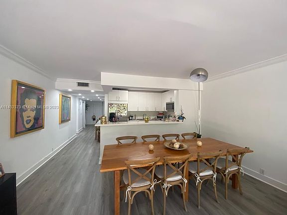 5th image of 141 Crandon Blvd APT 132