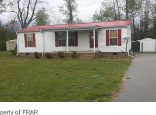 1425 E Green Springs Rd, Parkton, NC 28371