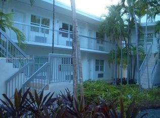 8080 Tatum Waterway Dr #27, Miami Beach, FL 33141