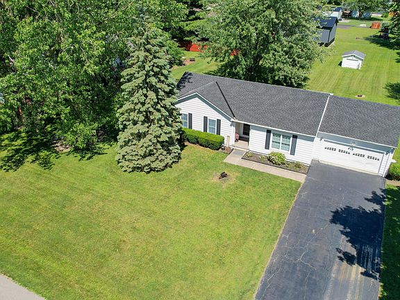 3rd image of 3000 Craven Dr