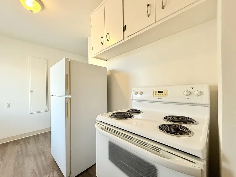 420 S 7th St #6 — Photo 9