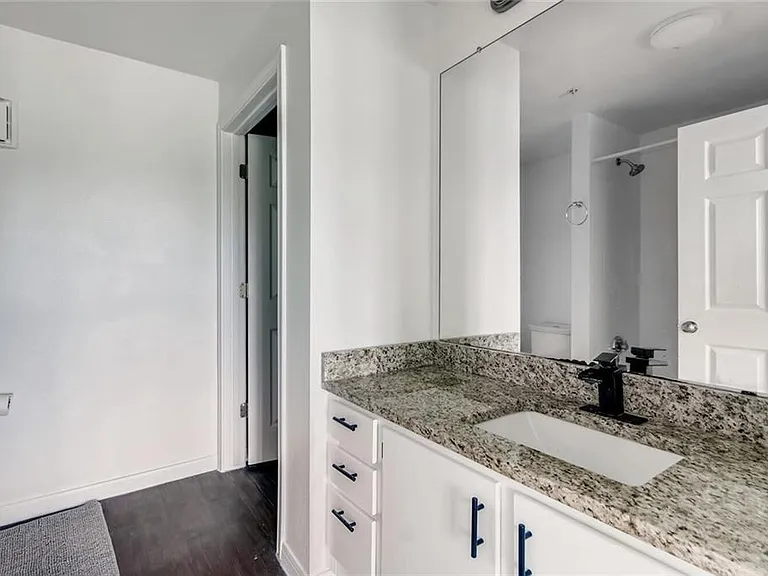 2320 Gracy Farms Ln #835 — Photo 7