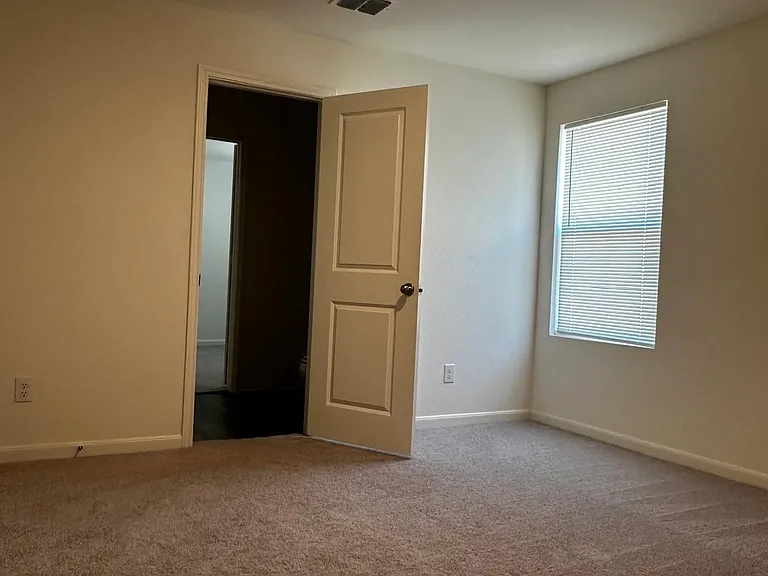 14402 Woodland Holw — Photo 14