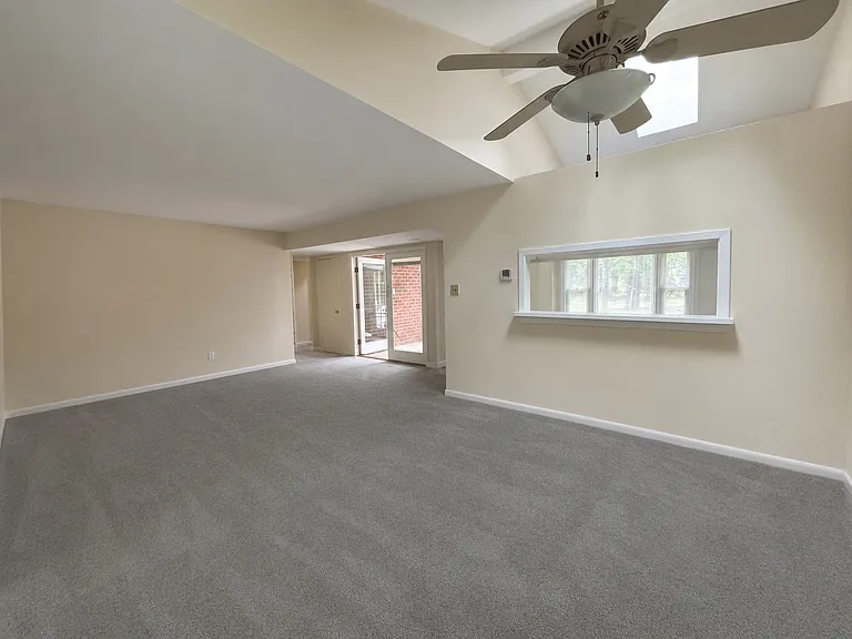 14010 Autumn Woods Rd — Photo 6