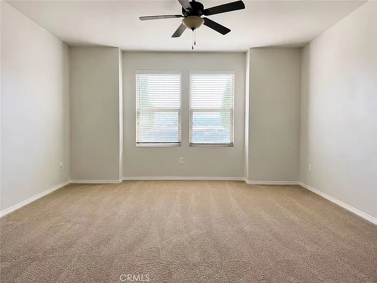552 Calle Estrella — Photo 12