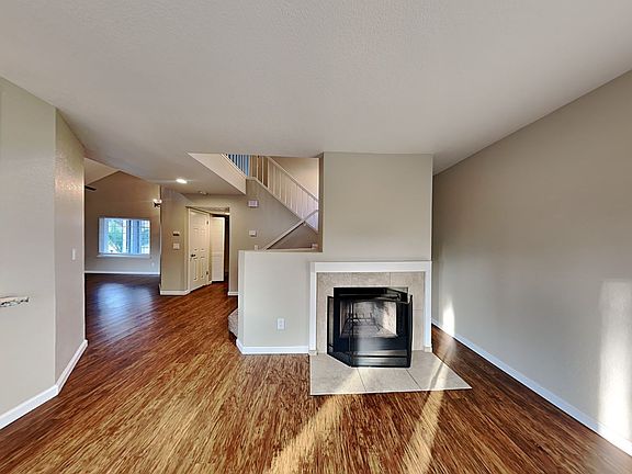 4th image of 3928 Diane Dr