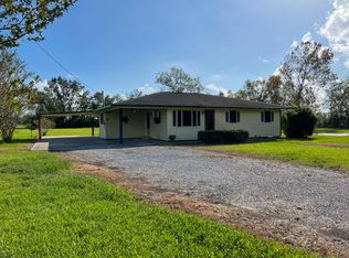 380 Saint Margaret Rd, Church Point, LA 70525