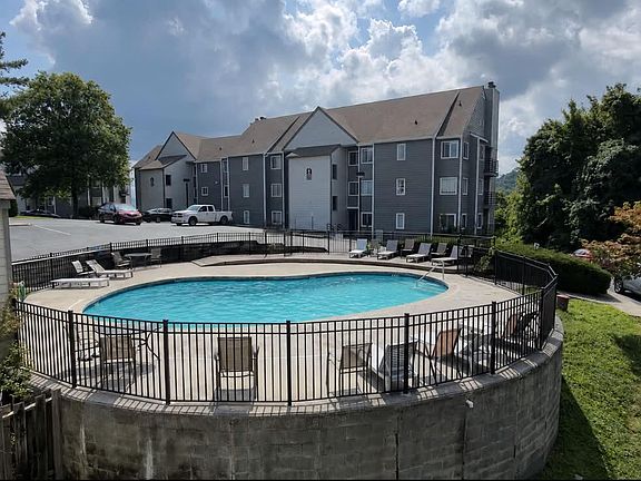 2nd image of 1260 Ski View Dr #3201