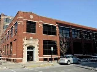 822 W Washington Blvd, Chicago, IL 60607