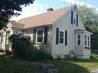 355 Wandsworth St, Narragansett, RI 02882