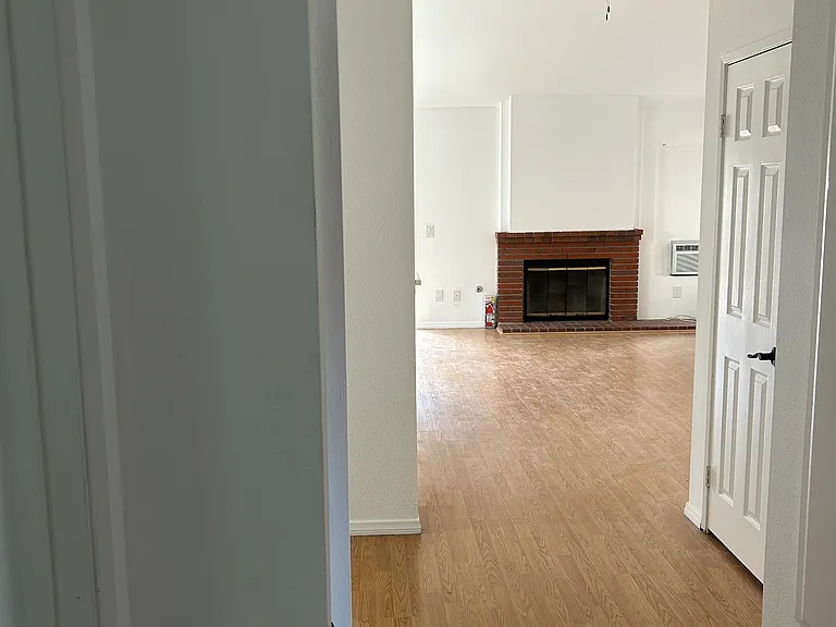4337 Manzanita Way — Photo 5