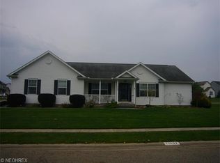 11257 Grand Valley Dr NW, Uniontown, OH 44685