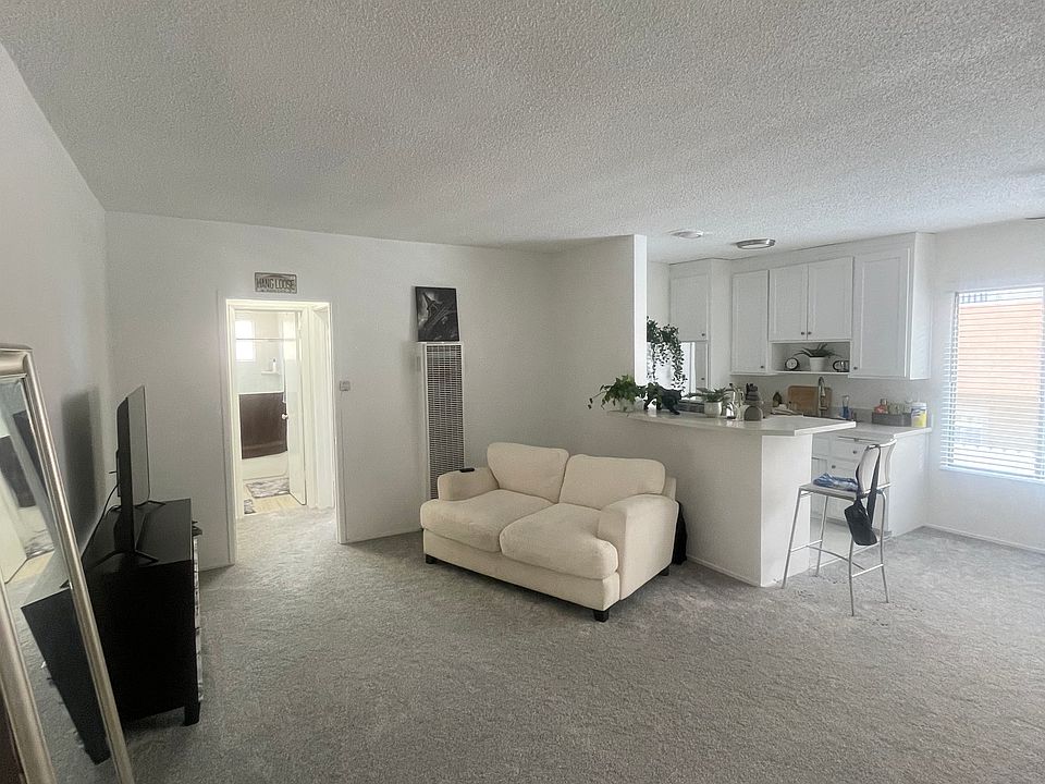 1st image of 12219 Pacific Ave