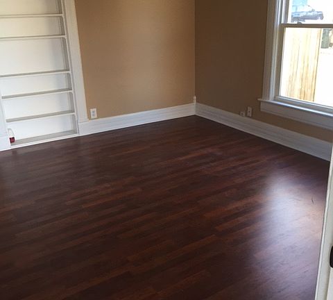 5th image of 302 N 11th St