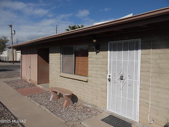 2nd image of 3152 N Treat Ave