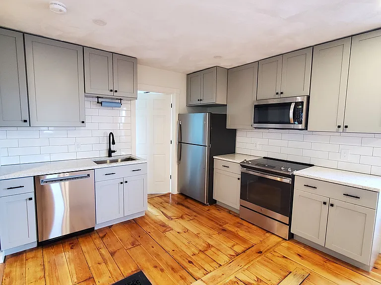 68 Highland Ave #A — Photo 1