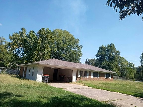 3rd image of 3005 W 16th Ave