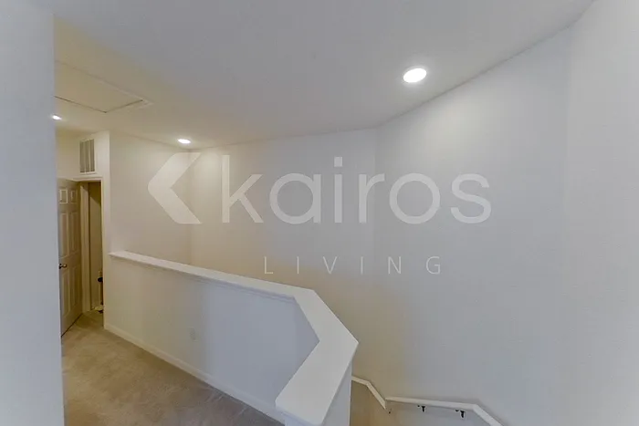 4401 Paraglider Pl — Photo 6