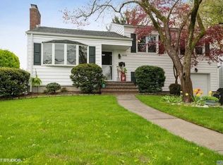 3458 Homestead Ave, Wantagh, NY 11793
