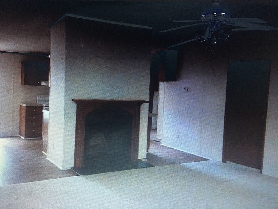 2nd image of 419 Old Pebble Ln