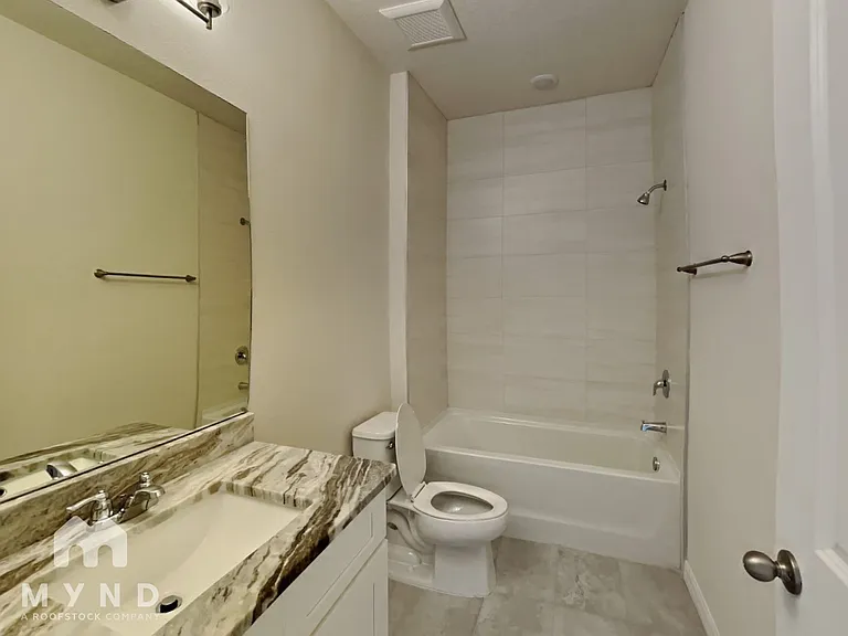 2194 Brancusi Ave — Photo 16