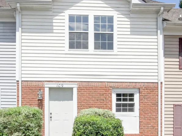 109 Carriage Pl, Clarksville, TN 37042