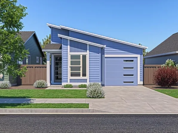 21447 NE Hayloft Pl, Bend, OR 97701