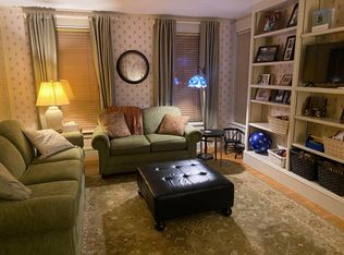 46 Elm St #1, Lebanon, NH 03766